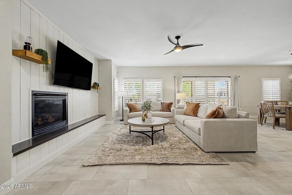 20121 N 76TH Street 1019, Scottsdale, AZ 85255