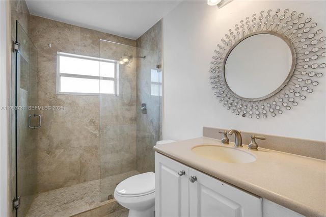 3515 Van Buren St 104, Hollywood, FL 33021