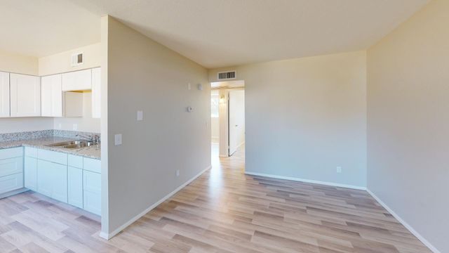 960 S MARA Drive 1, Apache Junction, AZ 85120