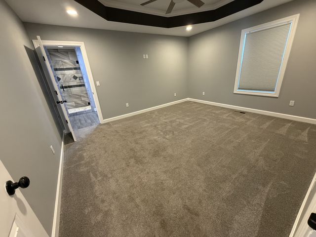 899 Sneed Blvd, Lafayette, TN 37083