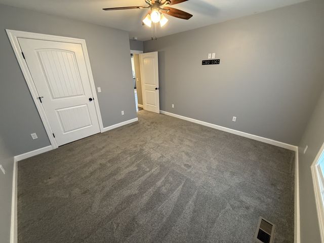 899 Sneed Blvd, Lafayette, TN 37083