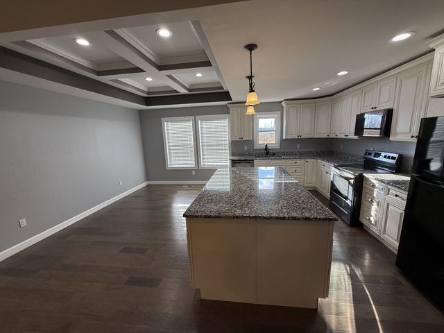 899 Sneed Blvd, Lafayette, TN 37083