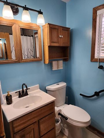 644 W Greenfield STREET, Elkhorn, WI 53121