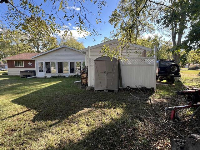 644 W Greenfield STREET, Elkhorn, WI 53121