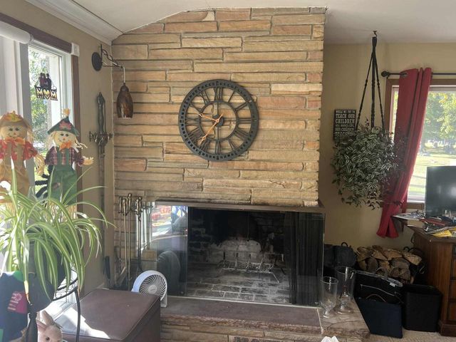 644 W Greenfield STREET, Elkhorn, WI 53121