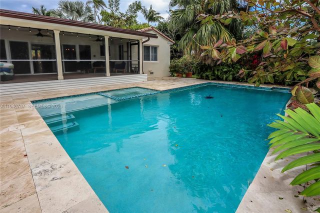 1150 Polk St, Hollywood, FL 33019