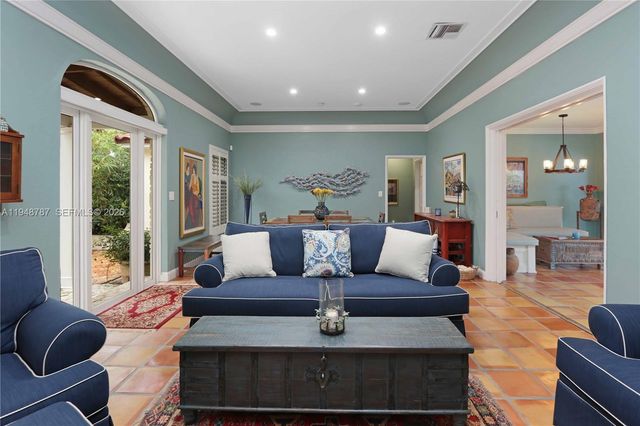 1150 Polk St, Hollywood, FL 33019