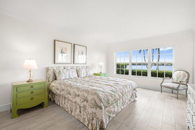 2170 Ibis Isle Road 2, Palm Beach, FL 33480