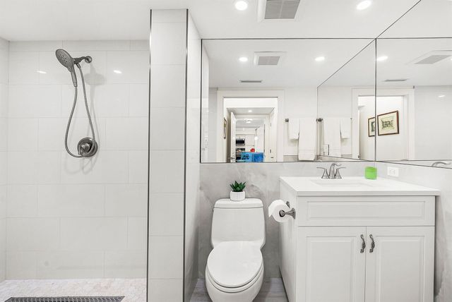 2170 Ibis Isle Road 2, Palm Beach, FL 33480