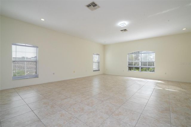 3774 EAGLE ISLE CIRCLE, Kissimmee, FL 34746