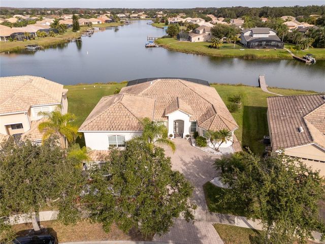 3774 EAGLE ISLE CIRCLE, Kissimmee, FL 34746
