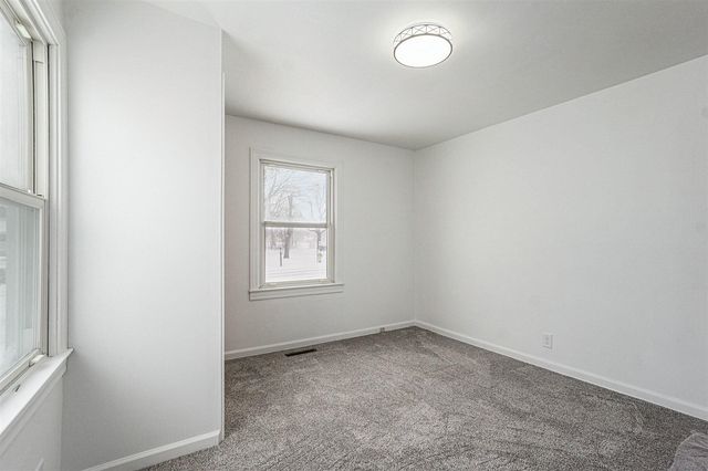 328 Buchanan Avenue, Kalamazoo, MI 49001