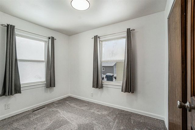 328 Buchanan Avenue, Kalamazoo, MI 49001