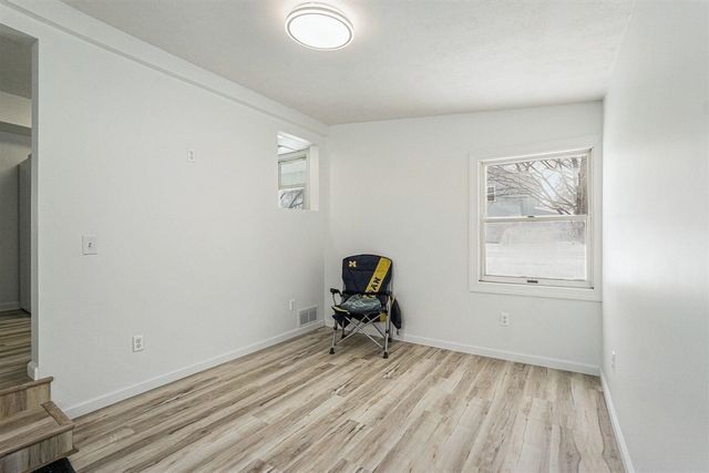 328 Buchanan Avenue, Kalamazoo, MI 49001