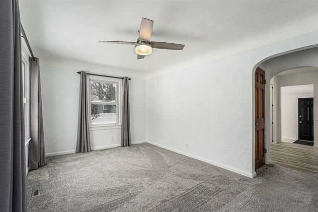 328 Buchanan Avenue, Kalamazoo, MI 49001