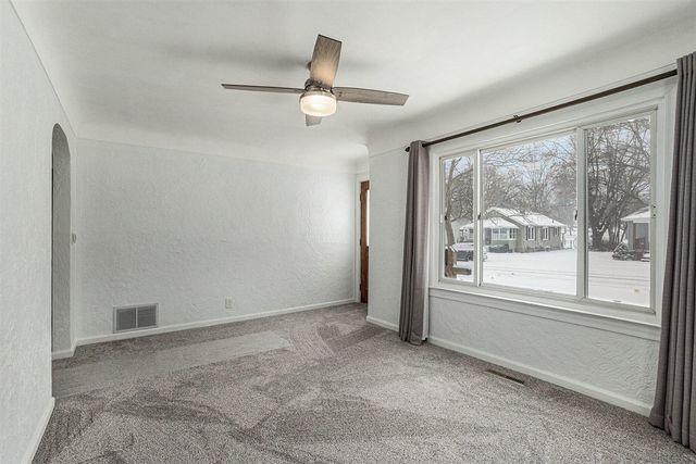 328 Buchanan Avenue, Kalamazoo, MI 49001