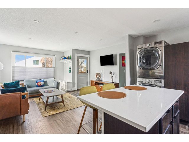 1678 Verbena St, Denver, CO 80220