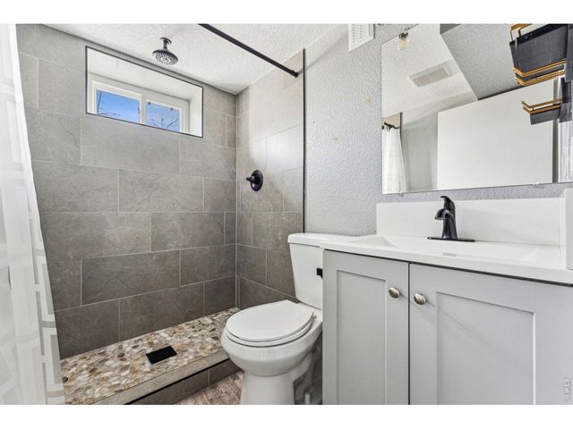 1678 Verbena St, Denver, CO 80220