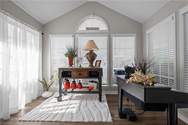 3950 Westridge Meadow Circle, Clemmons, NC 27012