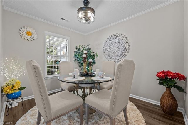 3950 Westridge Meadow Circle, Clemmons, NC 27012