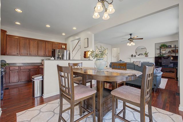 1023 Avery Trace Cir, Hendersonville, TN 37075