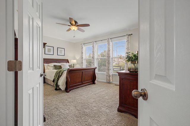 1023 Avery Trace Cir, Hendersonville, TN 37075