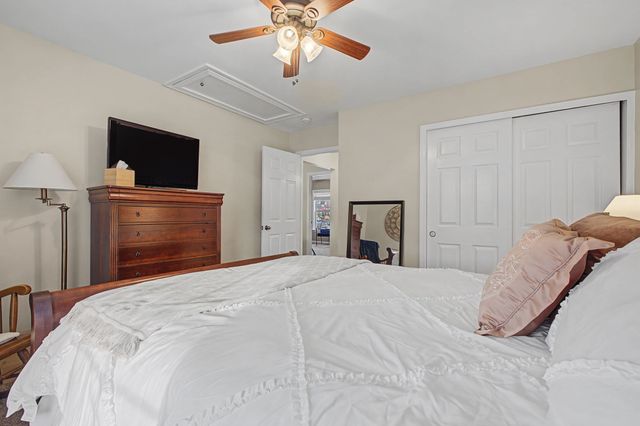 1023 Avery Trace Cir, Hendersonville, TN 37075