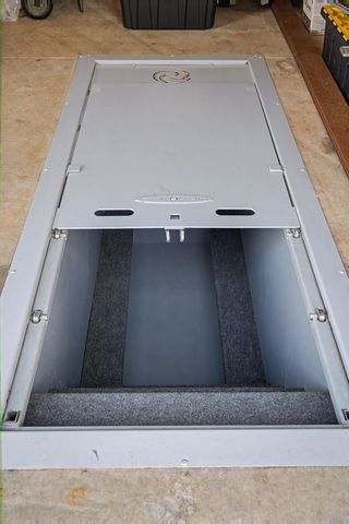 1023 Avery Trace Cir, Hendersonville, TN 37075