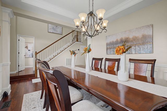 1023 Avery Trace Cir, Hendersonville, TN 37075