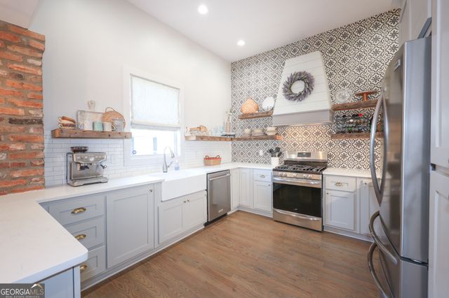 1585 Mercer Avenue, College Park, GA 30337