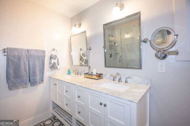 1585 Mercer Avenue, College Park, GA 30337