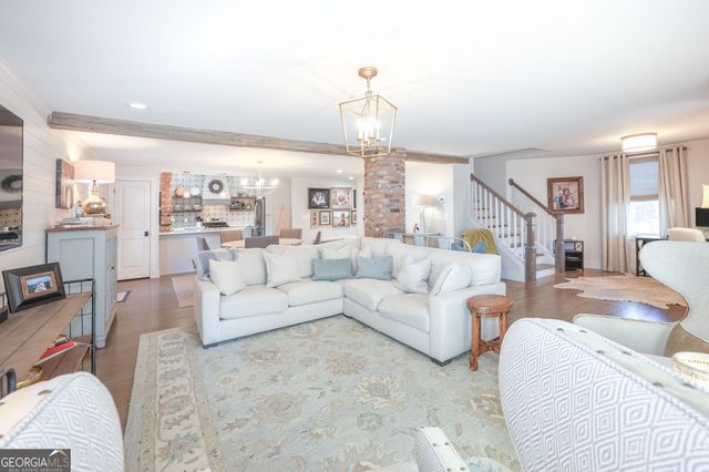 1585 Mercer Avenue, College Park, GA 30337