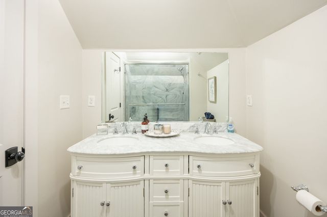1585 Mercer Avenue, College Park, GA 30337