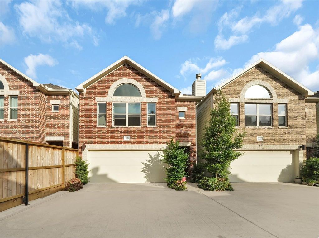 3633 Main Plaza Drive, Houston, TX 77025