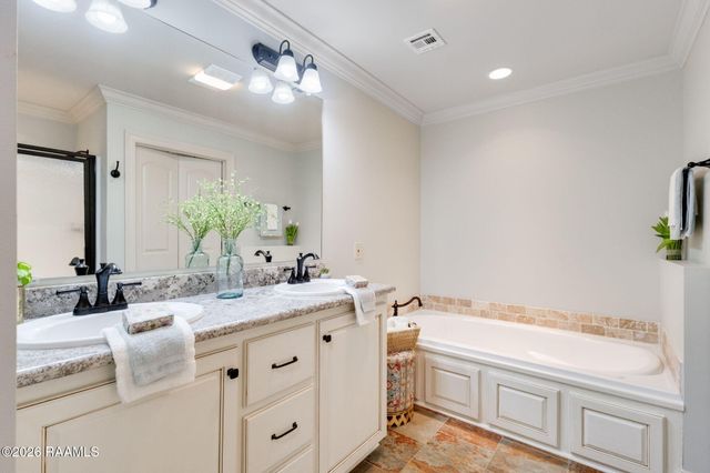 302 Rivergrass Drive, Lafayette, LA 70508