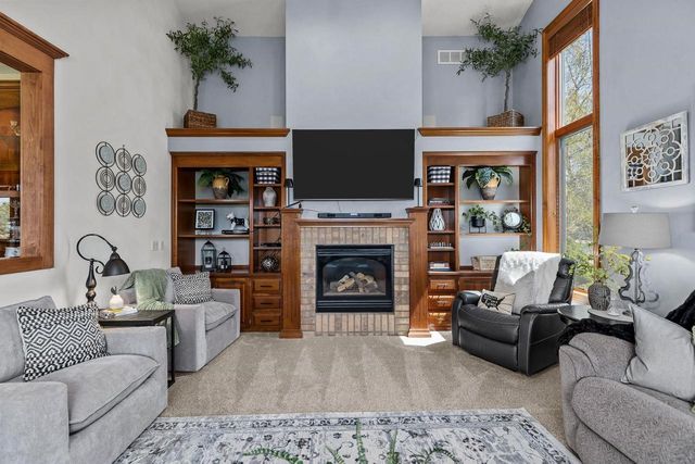 N159 OAKWOOD AVENUE, Neenah, WI 54956