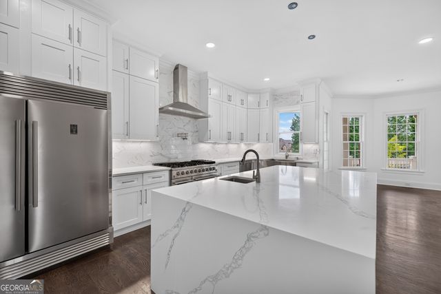 2835 Wallace Road, Buford, GA 30519