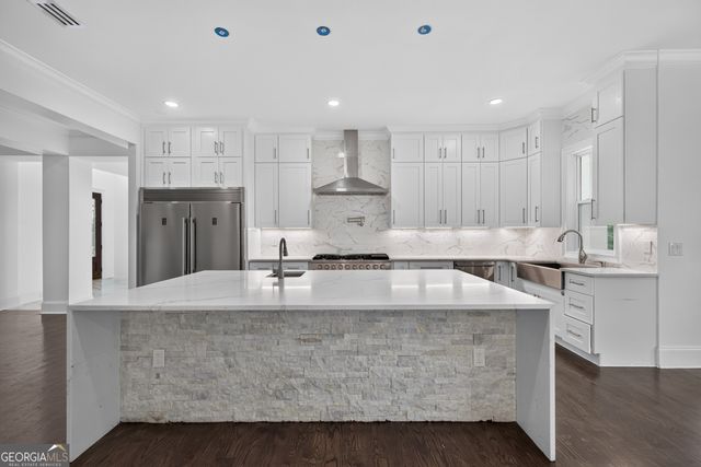 2835 Wallace Road, Buford, GA 30519