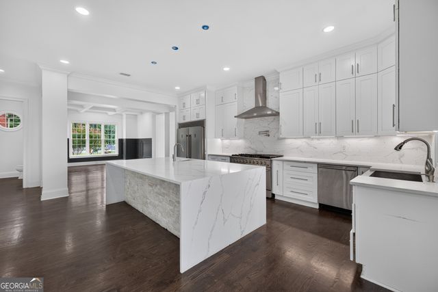 2835 Wallace Road, Buford, GA 30519