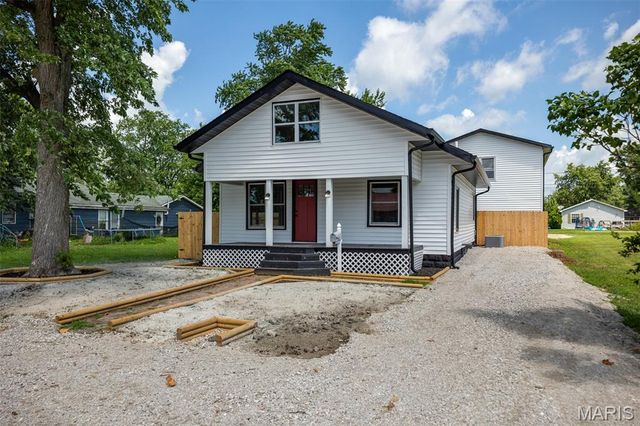 209 Charles Street, Gillespie, IL 62033