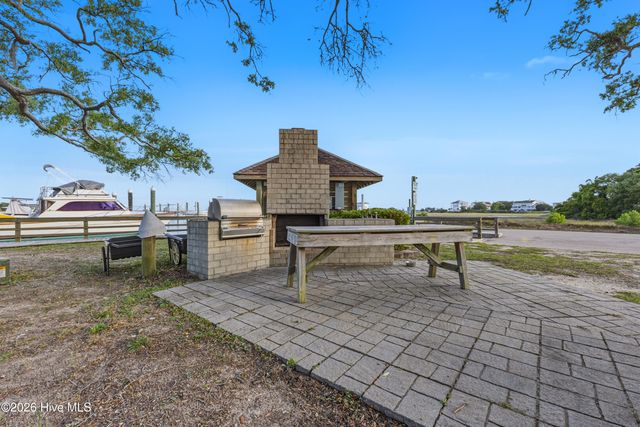 200 Oyster Bay Lane, Wilmington, NC 28409