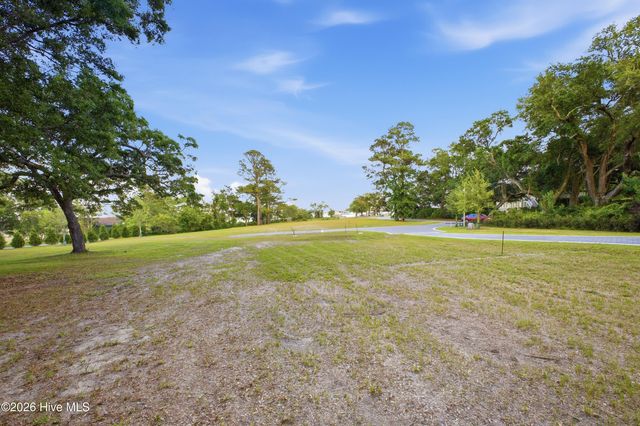 200 Oyster Bay Lane, Wilmington, NC 28409