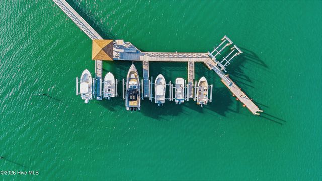 200 Oyster Bay Lane, Wilmington, NC 28409