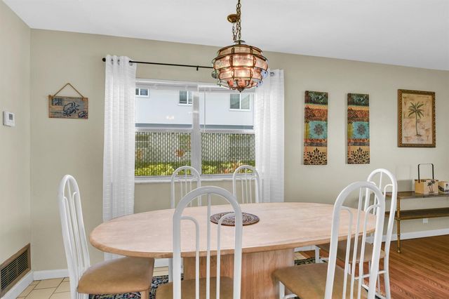 359 Saxony Trail H, Delray Beach, FL 33446