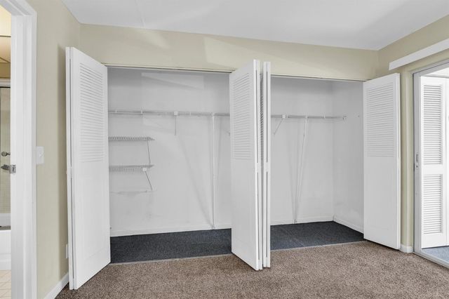 359 Saxony Trail H, Delray Beach, FL 33446
