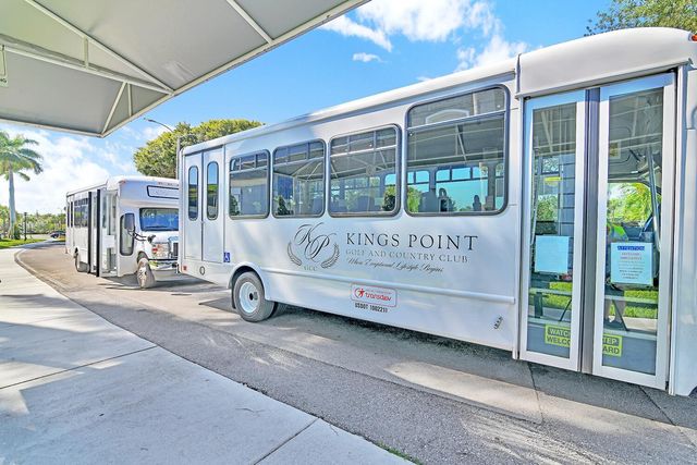 359 Saxony Trail H, Delray Beach, FL 33446