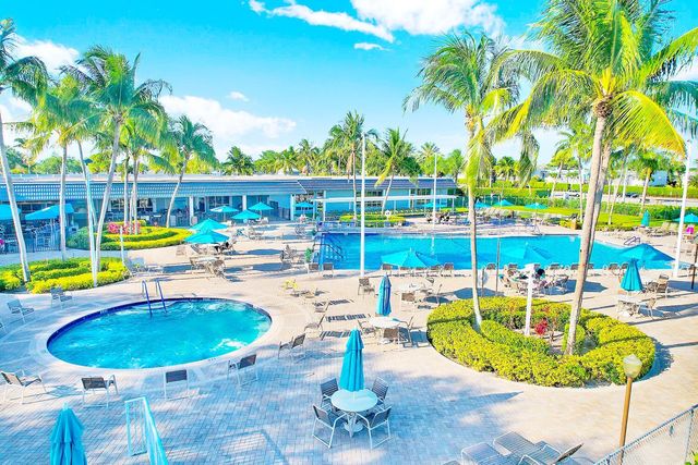 359 Saxony Trail H, Delray Beach, FL 33446