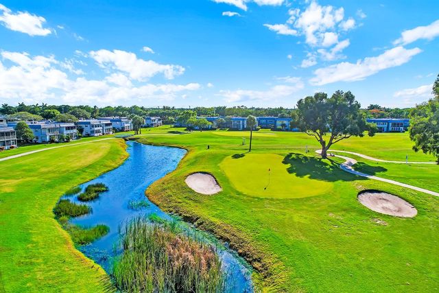 359 Saxony Trail H, Delray Beach, FL 33446