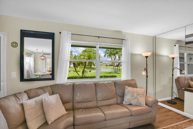 359 Saxony Trail H, Delray Beach, FL 33446