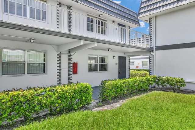 359 Saxony Trail H, Delray Beach, FL 33446